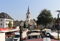 Stände auf dem Markt